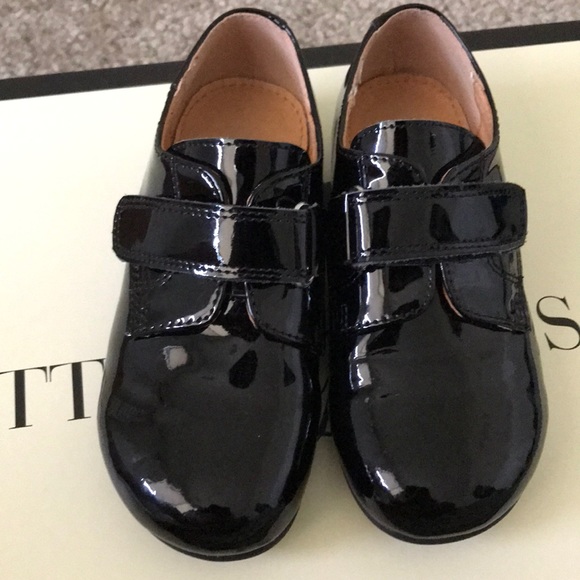 junior dress shoes
